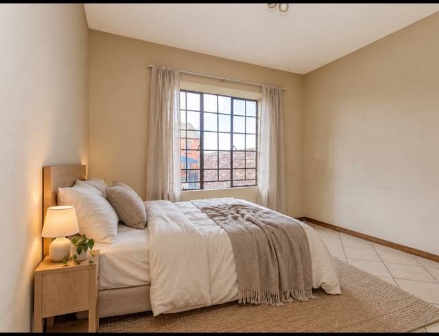 2 BEDROOM APARTMENT FOR SALE IN NOORDWYK